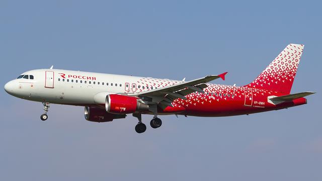 VP-BWH:Airbus A320-200: